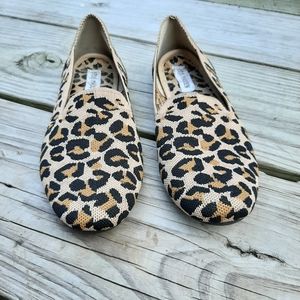 Leopard flats